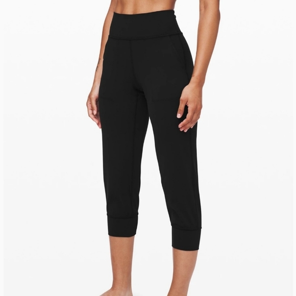 lululemon athletica Pants - Align Jogger Crop